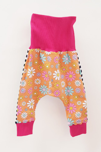 Jersey-Hose, Blumen, Streifen
